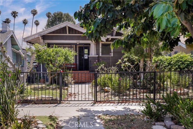 Detail Gallery Image 1 of 43 For 5008 S Van Ness Ave, Los Angeles,  CA 90062 - 3 Beds | 1 Baths