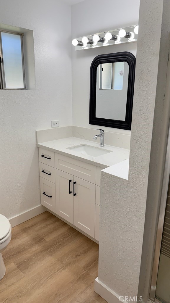 Detail Gallery Image 25 of 34 For 134 W Broadbent, Riverside,  CA 92507 - 4 Beds | 3 Baths