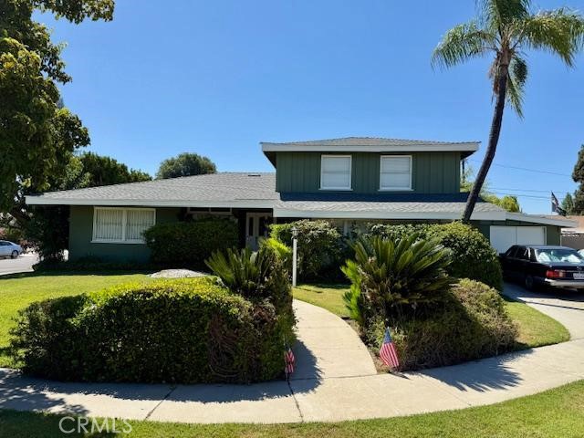 20828 Blythe Street, Winnetka CA: https://media.crmls.org/medias/792d6327-3157-409c-8906-a8b3d79dc5bc.jpg