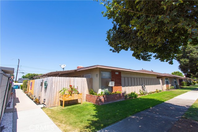 756 N Shattuck Pl, Orange, CA 92867