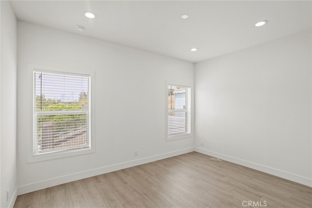 3030 Oceanside Boulevard - photo 17