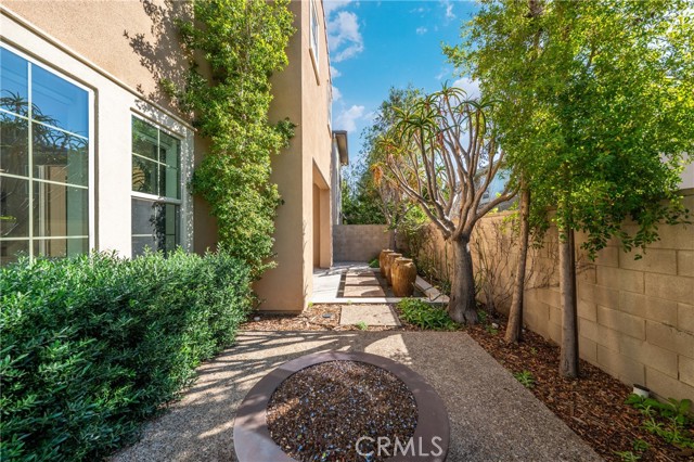 Detail Gallery Image 30 of 53 For 94 Swift, Irvine,  CA 92618 - 4 Beds | 4/1 Baths