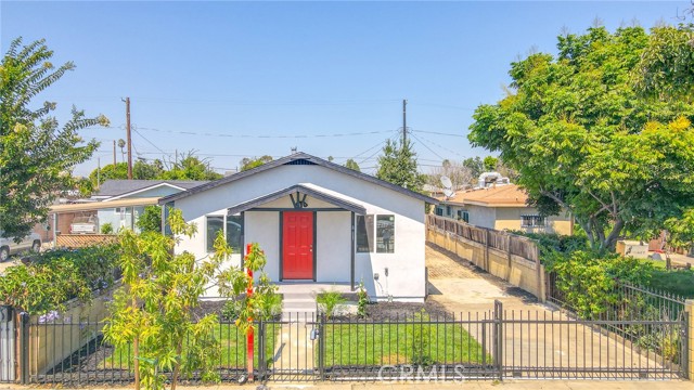 811 E 107th Street, Los Angeles, CA, 90002 811 E 107th Street, Los Angeles, CA, 90002