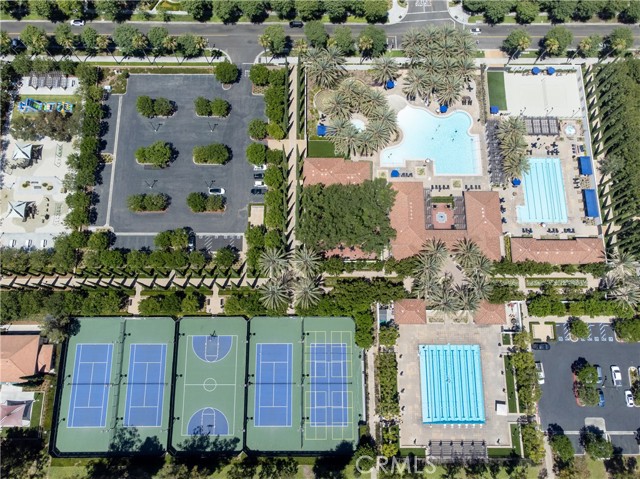 80 Great, Irvine CA: https://media.crmls.org/medias/79319cde-618c-449e-9639-92ad37c195e5.jpg