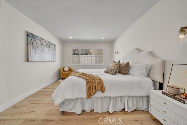 14181 Moore Ct., Irvine CA: https://media.crmls.org/medias/7931e8c4-0ad0-4a81-bb08-ec77eed200de.jpg