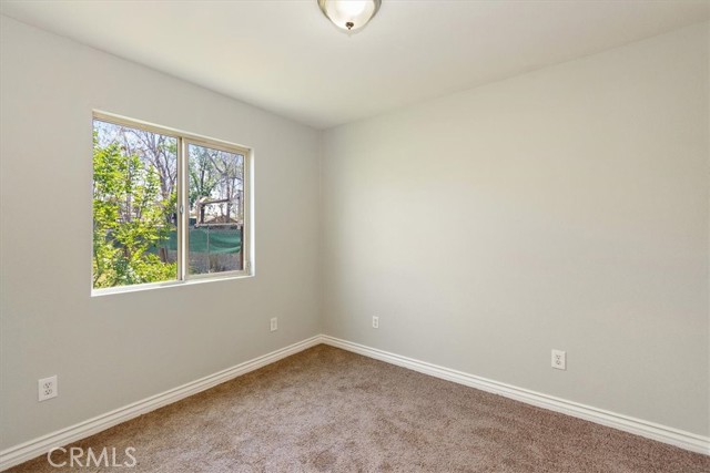 Detail Gallery Image 13 of 21 For 7387 Lynwood Way, Highland,  CA 92346 - 3 Beds | 2 Baths