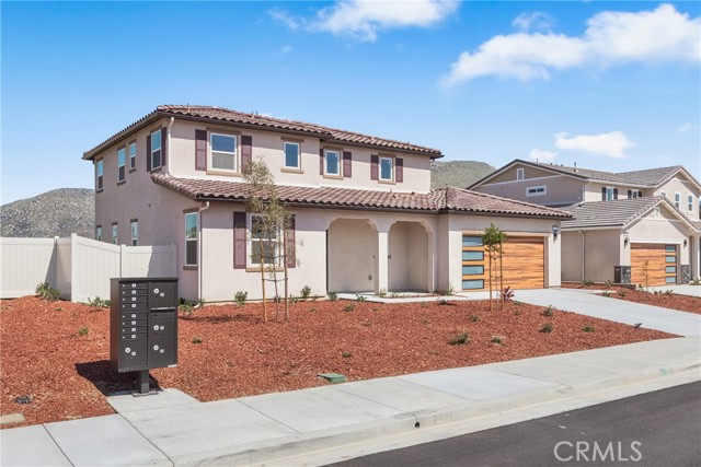 Detail Gallery Image 2 of 46 For 14424 Buvan Ct, Moreno Valley,  CA 92555 - 5 Beds | 3/1 Baths