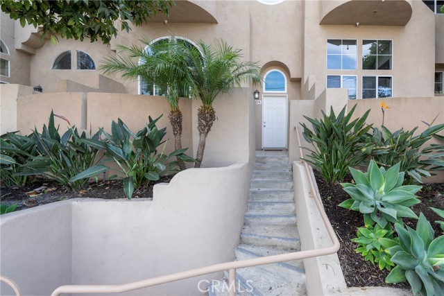 Detail Gallery Image 4 of 39 For 8304 Atlanta Ave #104,  Huntington Beach,  CA 92646 - 2 Beds | 2 Baths