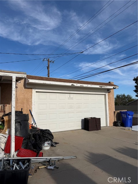 Detail Gallery Image 4 of 27 For 17312 Miller Ave, Fontana,  CA 92336 - 6 Beds | 6 Baths