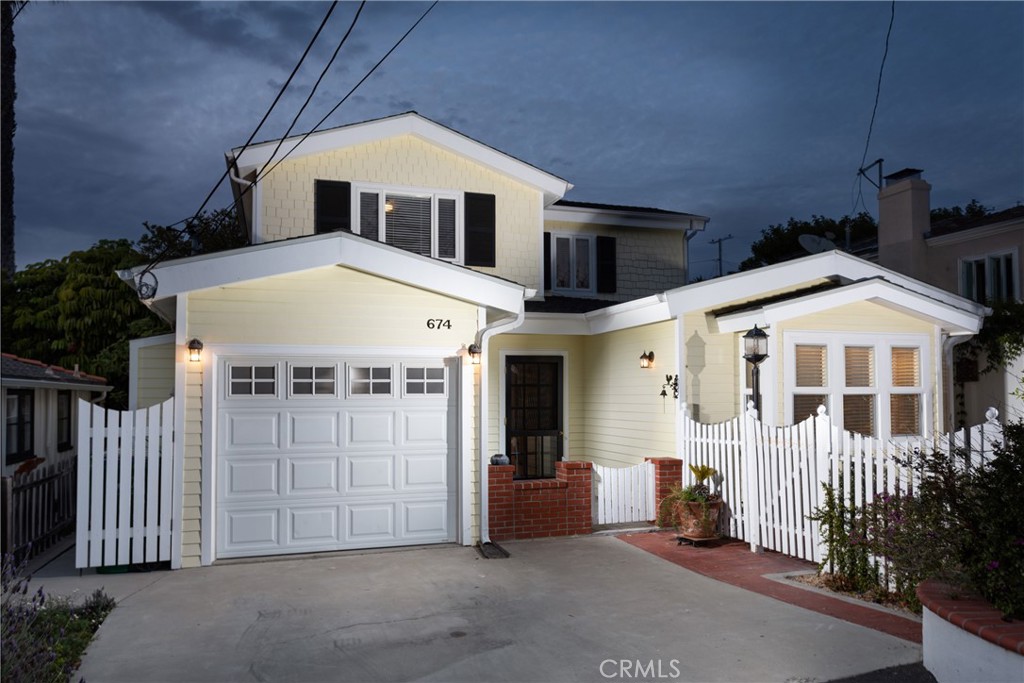 674 Lombardy Lane