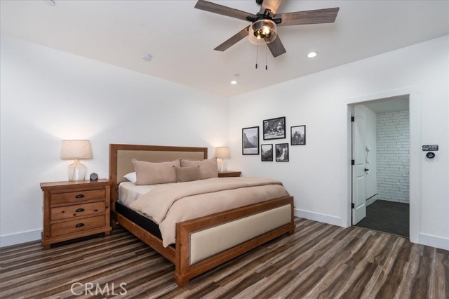 Image 7 of 27 For 49271 Golden Oak