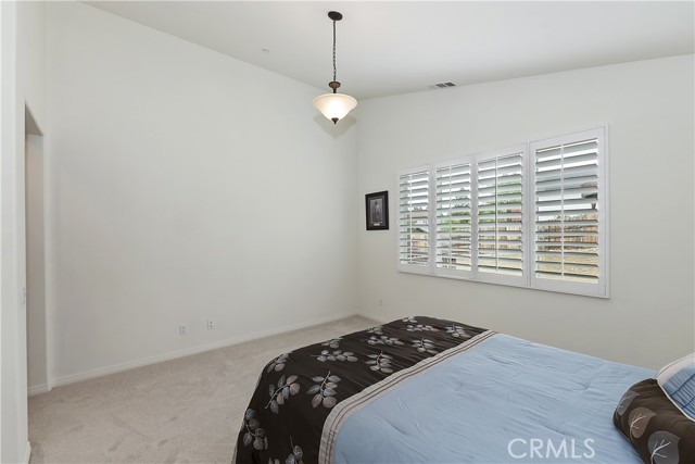 218 Crimson Circle, Big Bear City CA: https://media.crmls.org/medias/7933cceb-7da0-41a2-86d3-b08b67c61175.jpg
