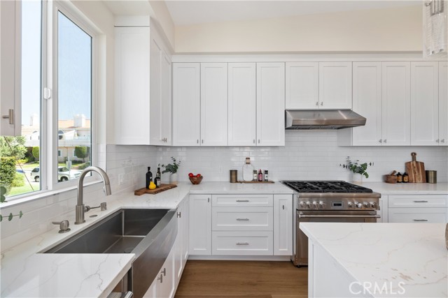 2403 Perkins, Redondo Beach, California 90278, 4 Bedrooms Bedrooms, ,4 BathroomsBathrooms,Residential,Sold,Perkins,SB22162642