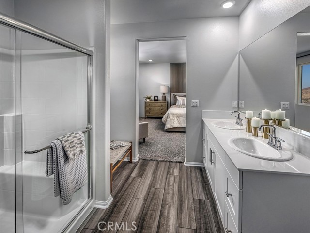 19536 Hanging Rock Road, Lake Elsinore CA: https://media.crmls.org/medias/79345934-be93-40df-801b-95a1e58884c4.jpg
