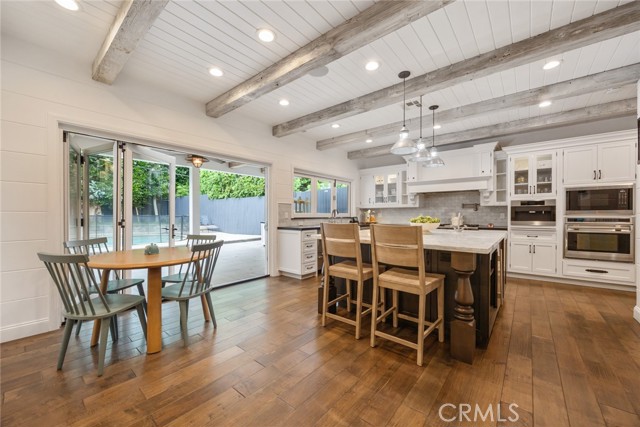 Detail Gallery Image 10 of 37 For 12722 Halkirk St, Studio City,  CA 91604 - 5 Beds | 5 Baths