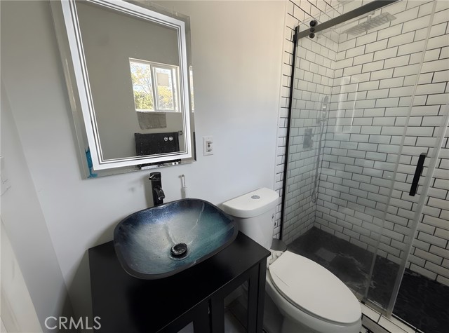 Detail Gallery Image 8 of 28 For 6031 Stanton, Buena Park,  CA 90621 - 6 Beds | 3 Baths