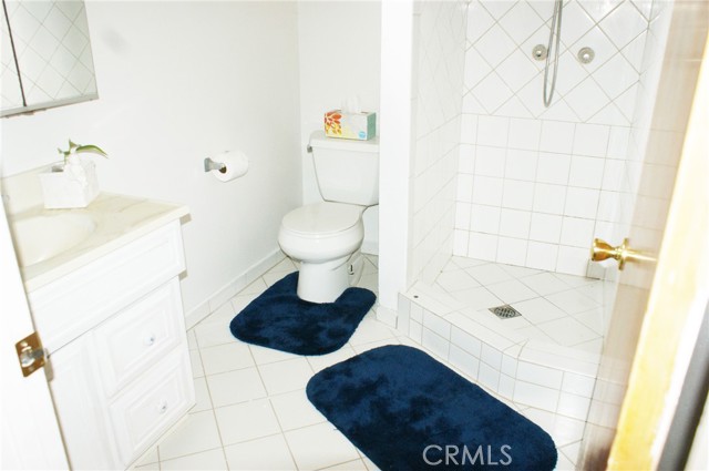 Detail Gallery Image 23 of 36 For 3724 W 105th St, Inglewood,  CA 90303 - 2 Beds | 2 Baths