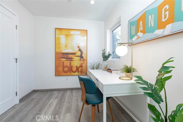 Detail Gallery Image 15 of 36 For 1754 N Berendo St #B,  Los Angeles,  CA 90027 - 3 Beds | 2/1 Baths