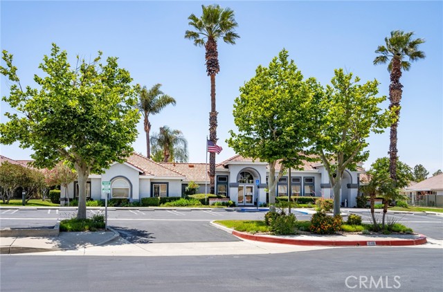 819 Camino De Plata, San Jacinto CA: https://media.crmls.org/medias/7936dac6-0dfc-4f56-900a-b78bbe02d8e6.jpg