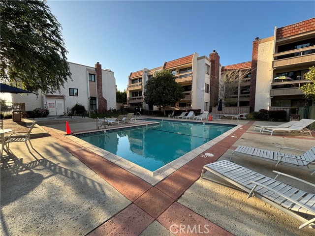 5533 Edward E Horton Lane, Encino CA: https://media.crmls.org/medias/79376e32-fc39-4eec-abd9-dfa9ef1a9207.jpg