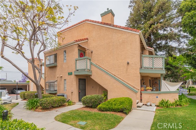 3555 W Greentree Circle, Anaheim CA: https://media.crmls.org/medias/79379e84-11e4-4a79-b072-04bab7f92b38.jpg