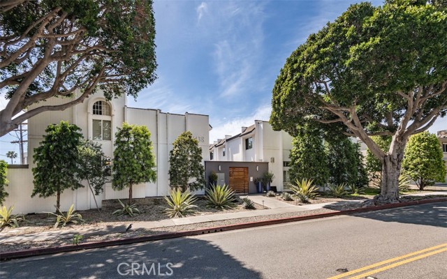 Detail Gallery Image 13 of 34 For 1138 20th St #5,  Santa Monica,  CA 90403 - 2 Beds | 3/1 Baths