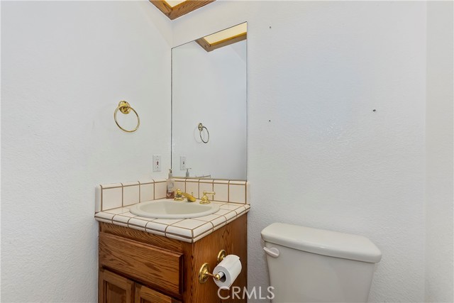 Detail Gallery Image 34 of 41 For 1242 Kayah Dr, Big Bear City,  CA 92314 - 3 Beds | 3/1 Baths