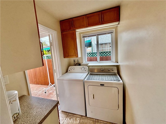 Detail Gallery Image 12 of 18 For 15001 Sutro Ave, Gardena,  CA 90249 - 3 Beds | 2 Baths