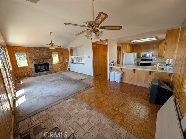 31487 Old City Creek, Running Springs, CA 92382