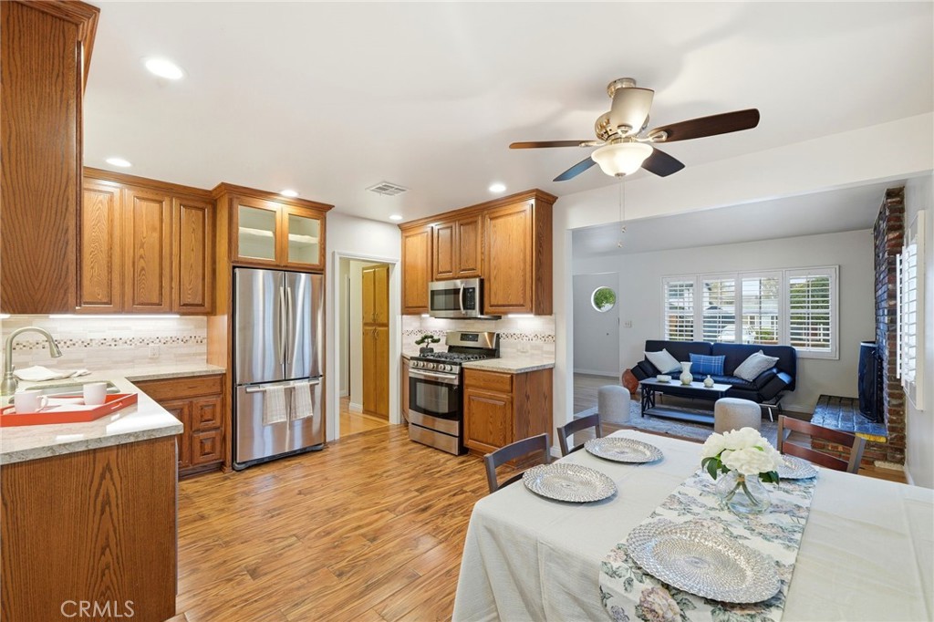 MLS #SR25262733 image #3