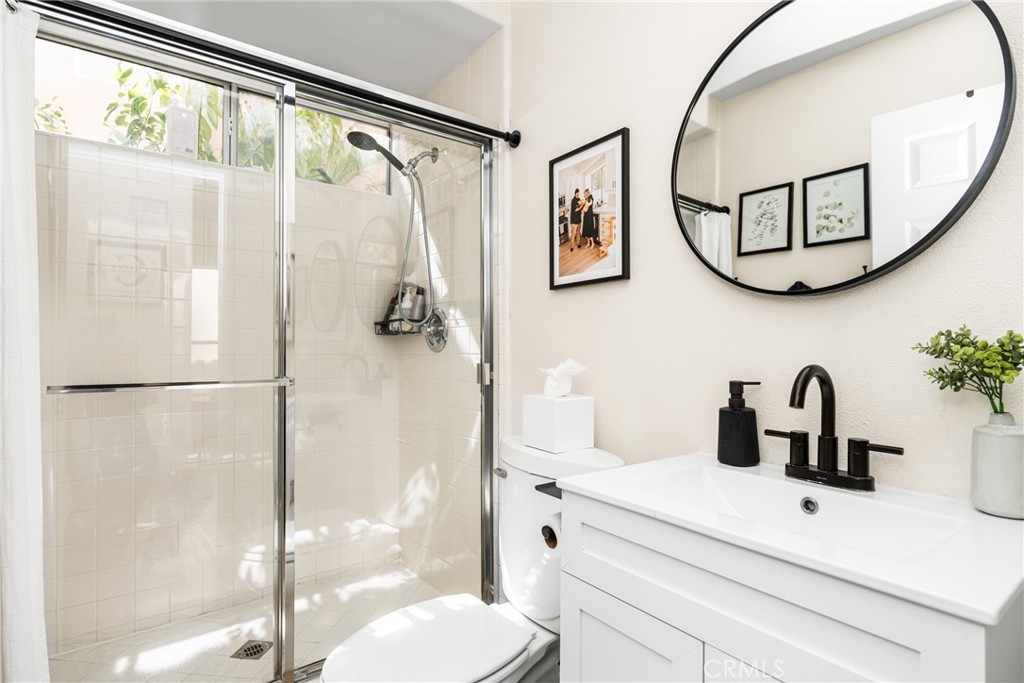 793cb339 80e4 44b8 Aea1 2961fd055be5