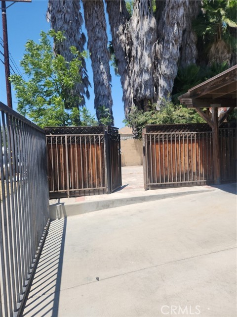 Detail Gallery Image 36 of 41 For 21057 Runnymede St, Canoga Park,  CA 91303 - 3 Beds | 2 Baths