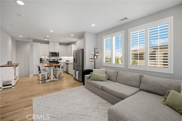 3645 E Delight Paseo, Ontario CA: https://media.crmls.org/medias/793cdf64-b369-446a-8825-9c81dc147ba9.jpg