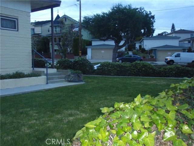 615 El Redondo Avenue, Redondo Beach, California 90277, 2 Bedrooms Bedrooms, ,1 BathroomBathrooms,Residential,Sold,El Redondo,PV17057674