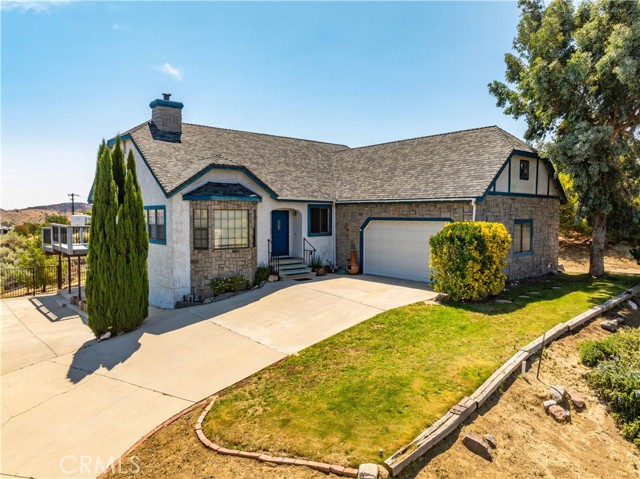 Detail Gallery Image 1 of 40 For 14747 Flintstone Dr, Lake Elizabeth,  CA 93532 - 3 Beds | 2 Baths