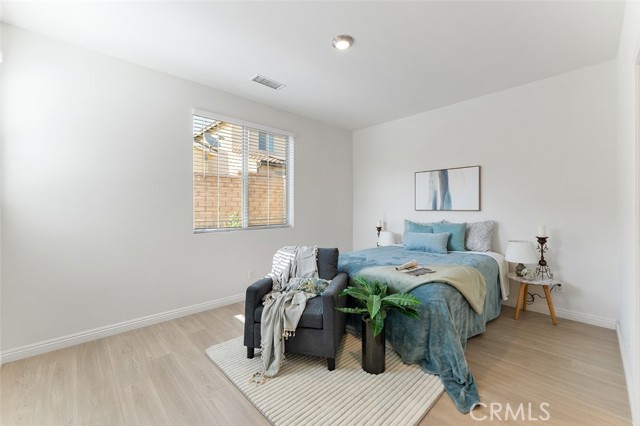 3131 E Rutherford Dr, Ontario CA: https://media.crmls.org/medias/793dacf6-60a4-48a9-aaea-37a3535e449d.jpg