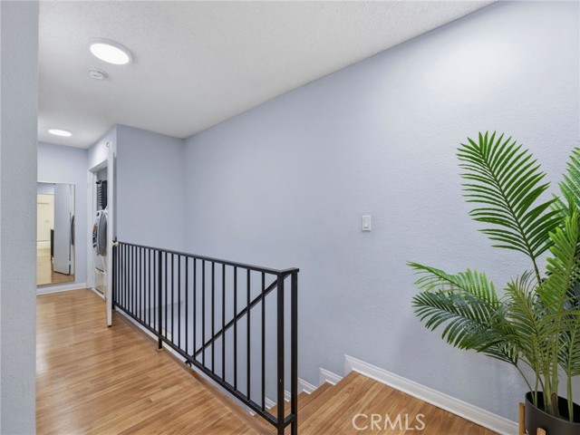 Detail Gallery Image 9 of 18 For 13750 Hubbard #UNIT 6,  Sylmar,  CA 91342 - 3 Beds | 3 Baths