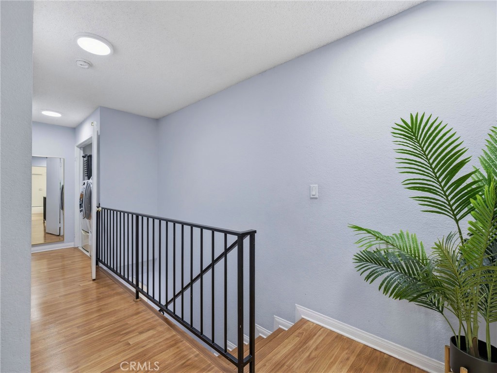 MLS #SR25276048 image #8