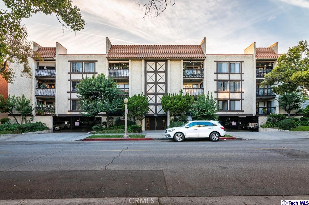 515 N Jackson Street #102