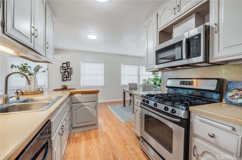 793f5ce5 9012 40ad 9546 8fe55d48b5f5