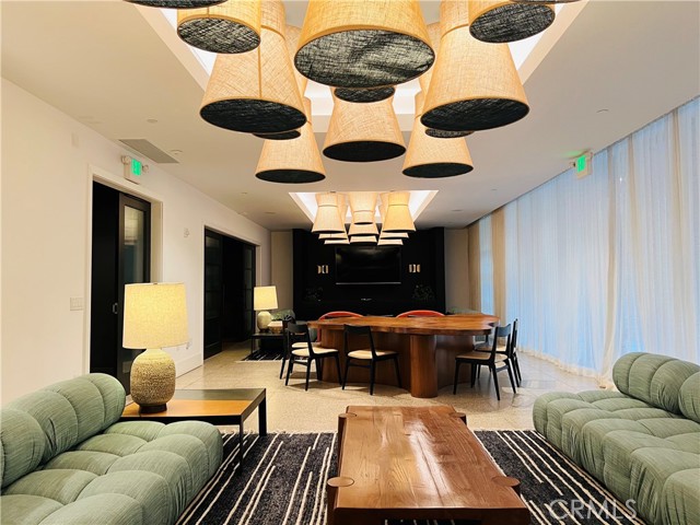 Detail Gallery Image 22 of 24 For 10777 Wilshire Bld #606,  Los Angeles,  CA 90024 - 1 Beds | 2 Baths