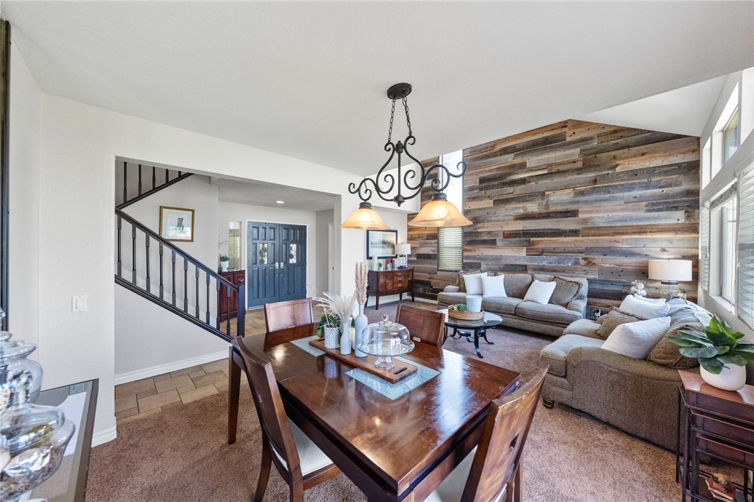 Detail Gallery Image 6 of 50 For 2929 Camellia Ct, Corona,  CA 92882 - 5 Beds | 2/1 Baths