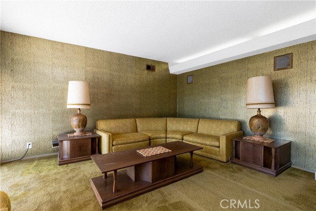 Detail Gallery Image 22 of 46 For 4955 Southridge Ave, View Park,  CA 90043 - 4 Beds | 4/1 Baths