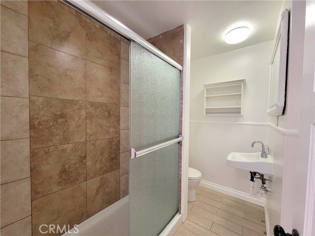 Detail Gallery Image 13 of 17 For 350 Loma Terrace #D,  Laguna Beach,  CA 92651 - 2 Beds | 1 Baths