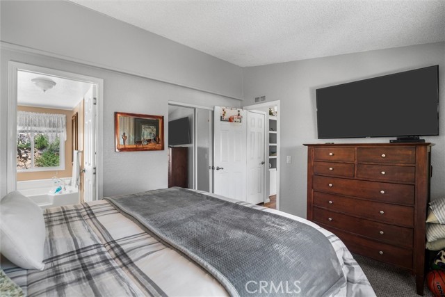 35109 Highway 79, Warner Springs CA: https://media.crmls.org/medias/794275f6-f470-473c-9746-43ef1d1a692d.jpg
