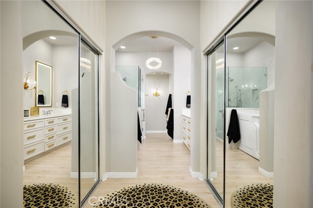 11 Classico Drive, Newport Coast CA: https://media.crmls.org/medias/7942d1c4-2845-426c-b1a0-f32ab81b8d20.jpg