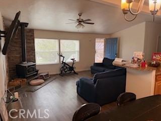 Detail Gallery Image 6 of 12 For 24260 Minton Rd, Homeland,  CA 92548 - 3 Beds | 2 Baths