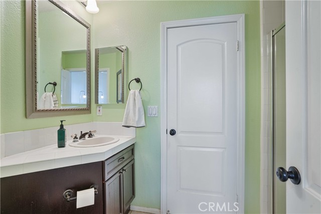 Detail Gallery Image 7 of 45 For 27624 Briarcliff Pl, Valencia,  CA 91354 - 5 Beds | 3 Baths