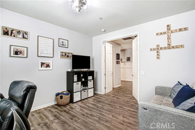 Detail Gallery Image 15 of 35 For 34755 Myoporum, Murrieta,  CA 92563 - 4 Beds | 3/1 Baths