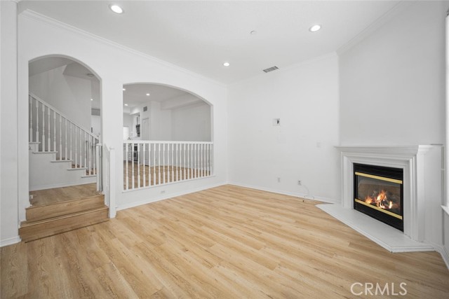 5740 S Glennie Lane, Los Angeles CA: https://media.crmls.org/medias/7945d008-001c-4080-88be-78fb89abb142.jpg